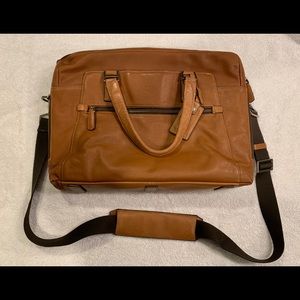 Beacon Hill Branch Slim Laptop Tan Brief 68516